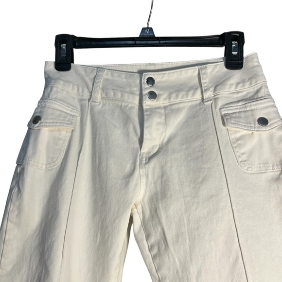 Altered State Emberly White Front Pocket Flare Jeans Sz Small - Picture 4 of 14